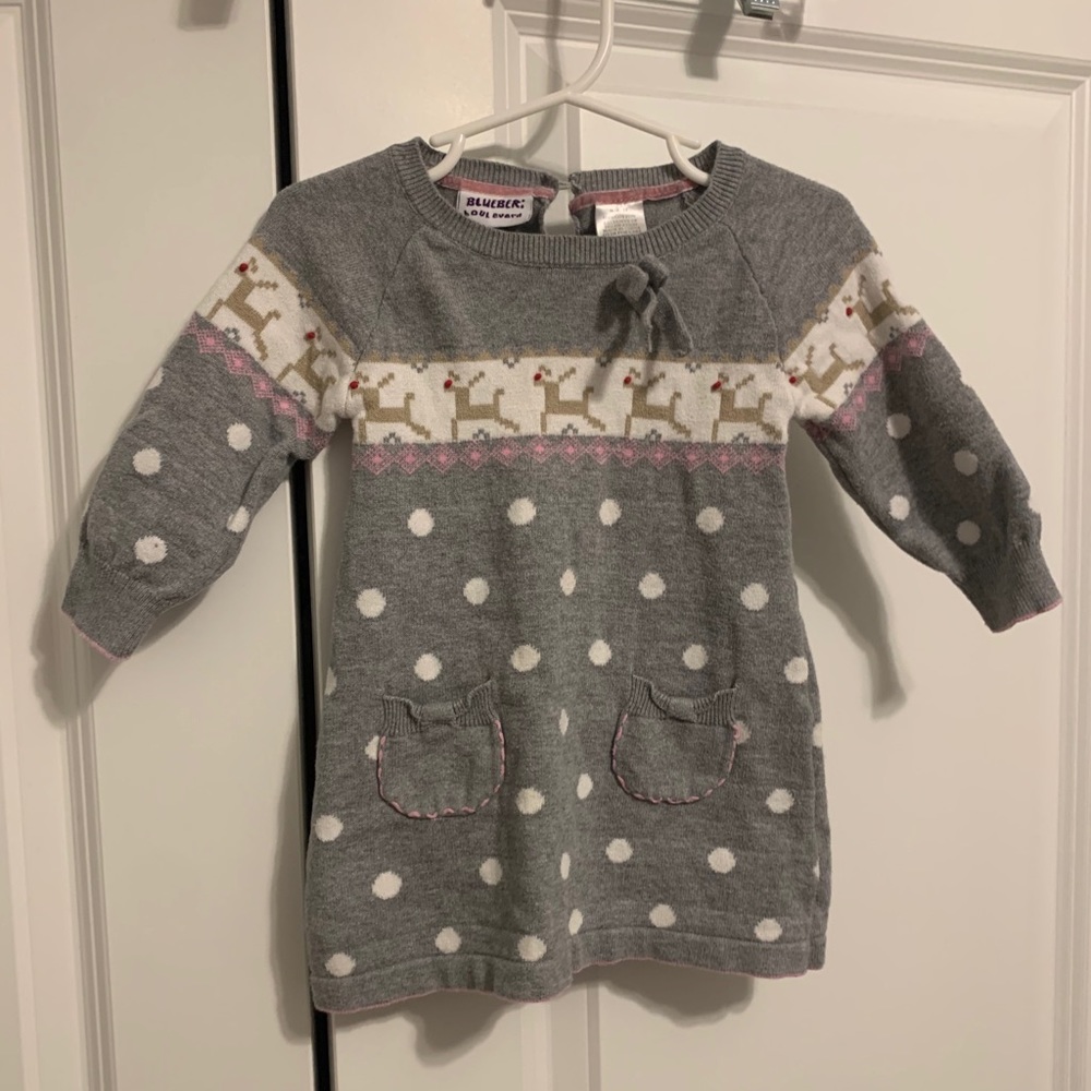 Adorable sweater dress with reindeer!